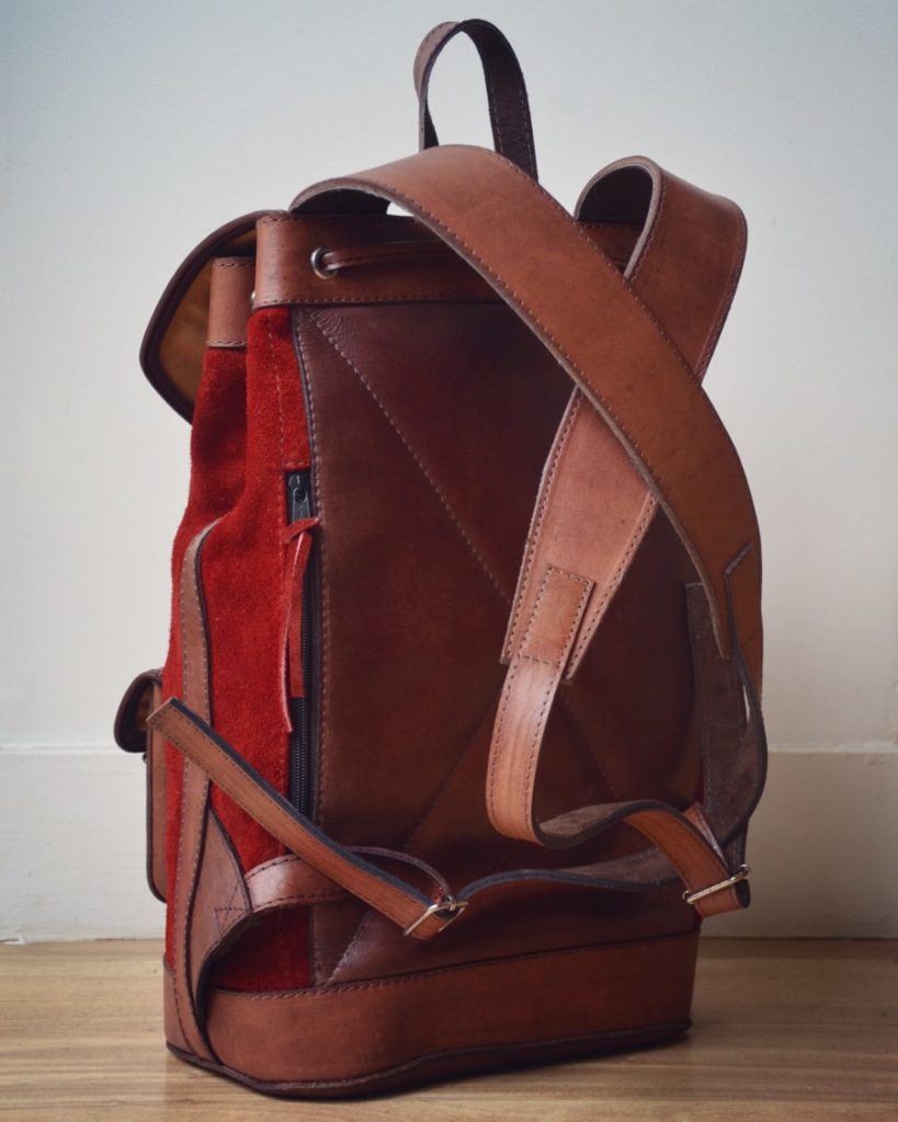 sac à dos cuir rouge élégant style tendance